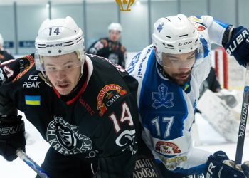 ХК «Кременчук» втретє програв «Соколу» у фінальній серії ЧУ з хокею (відео) • Хокей •