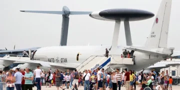 Іран знищив дорогий літак США – як росіяни допомагають іранцям – Світові новини