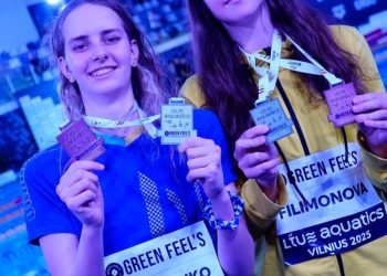 Юлія Ткаченко та Ольга Філімонова з Полтавщини здобули чотири медалі на відкритому чемпіонаті Литви з плавання • Плавання •