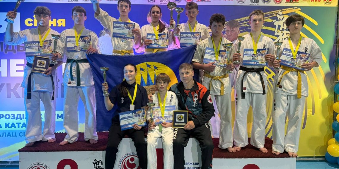 Каратисти з Полтавщини здобули десять медалей на Чемпіонаті України у Львові • Карате •
