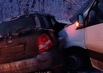 Кросовер вилетів на зустрічну: на Харківщині постраждали 18 людей