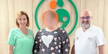 Лікарі Львова лапароскопічно видалили кісту розміром із волейбольний м’яч у молодої жінки з ожирінням III ступеня –