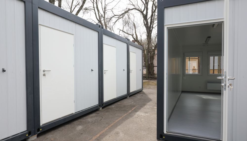 Львів підготував будинки для переселенців до зими: тепло, генератори та запаси води вже готові –