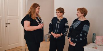 Львів відсвяткував День вишиванки емоційним фотоднем для дружин зниклих безвісти Захисників України –