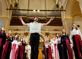 Львівський хор «Гомін» вперше вирушає в тур Америкою –
