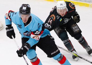 Матч ХК «Кременчук» та одеського «Шторма» перенесли • Хокей •