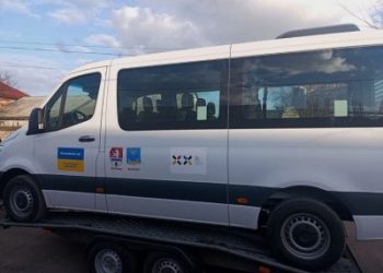 Миколаїв отримав автомобіль для перевезення людей з інвалідністю від німецького міста Бедбург »