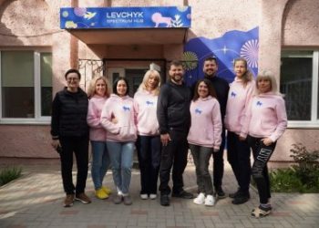 Миколаїв відвідав Міністр соціальної політики України Денис Улютін: обговорено розвиток системи соціальної підтримки громади »