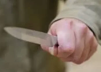 На Дніпропетровщині конфлікт у міжміському автобусі завершився різаниною