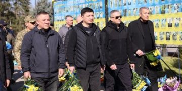 На Миколаївщині вшанували українських добровольців »