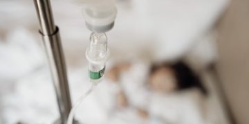 На Первомайщині поліцейські встановлюють обставини харчового отруєння громадян »