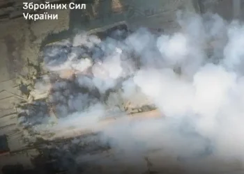 На заводі Газпрому вигоріли установки виробництва бензину й дизеля – Світові новини
