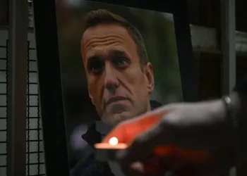 Навального отруїли токсином – у Путіна відповіли на нову інформацію – Світові новини