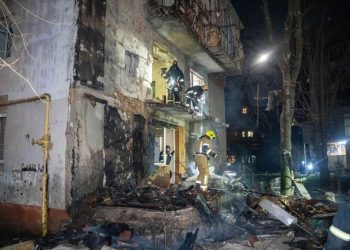 Ночной удар по жилому сектору Одессы: пострадали люди