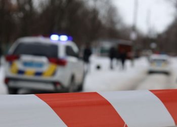 Постріли у дворі будинку: в Запоріжжі поранився підліток