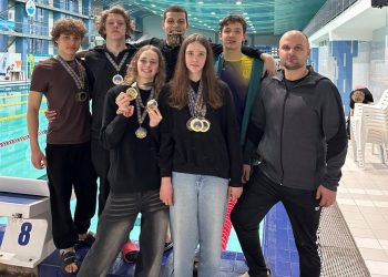 Представники Полтавщини здобули дев’ятнадцять нагород на зимовому ЧУ з плавання • Плавання •