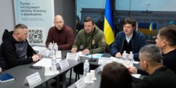 Проблемні питання аграріїв Херсонщини та Миколаївщини: голова Комітету з питань аграрної та земельної політики Олександр Гайду здійснив робочий візит до регіонів »