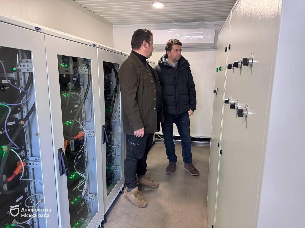 система накопичення енергії Tesla Powerwall