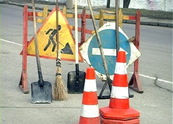 Ремонт вул. Залізничної: оновлюють комунікації та почали облаштовувати дорожню основу –