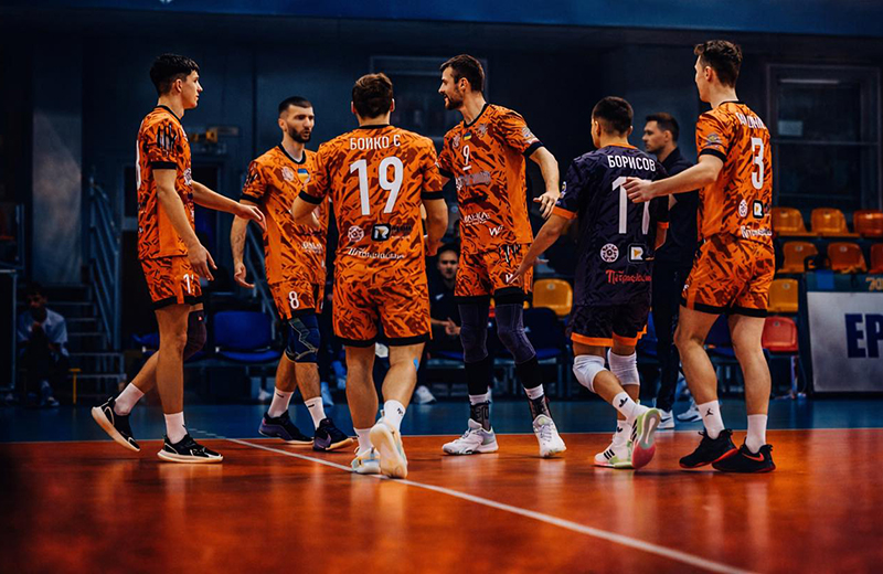 «Решетилівка» відмовилася їхати у Харків, вилетіла з Кубка й «зарубалася» з ФВУ • Волейбол •