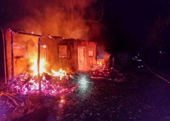 РФ нанесла удары по Одесчине: пострадали люди, загорелось судно