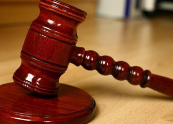 Роками ґвалтував падчерку: запоріжцю загрожує довічне