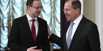 Розмови Сійярто і Лаврова – глава МЗС Угорщини відреагував на злиті записи – Світові новини