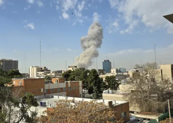 Розвідка Ізраїлю Моссад пообіцяла повернути Ірану славні дні – атака 28 лютого 2026 року – Світові новини