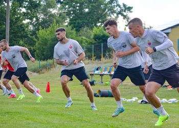 СК «Полтава» покидають шестеро футболістів • Футбол •