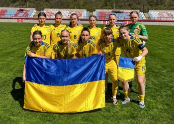 Софія Козішкурт та Анастасія Прядко у складі дівочої збірної України перемогли Боснію та Герцеговину • Футбол •