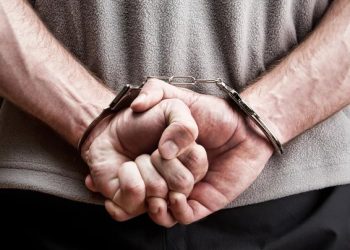 Спричинив ножове поранення знайомому – у Миколаєві поліцейські затримали підозрюваного у вчиненні злочину »