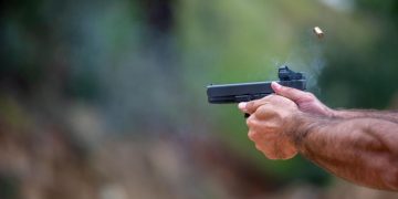 Стрілянина з постраждалими: у Запоріжжі затримали п’яного військового