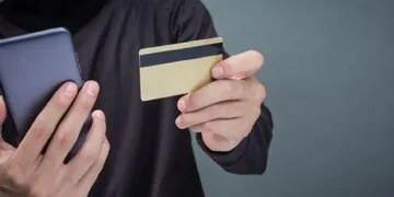 Судитимуть дніпрянина, який переказав собі 70 тисяч гривень із рахунку знайомого