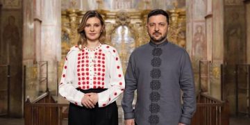 Світло над темрявою: Зеленський з дружиною привітали Україну з Великоднем