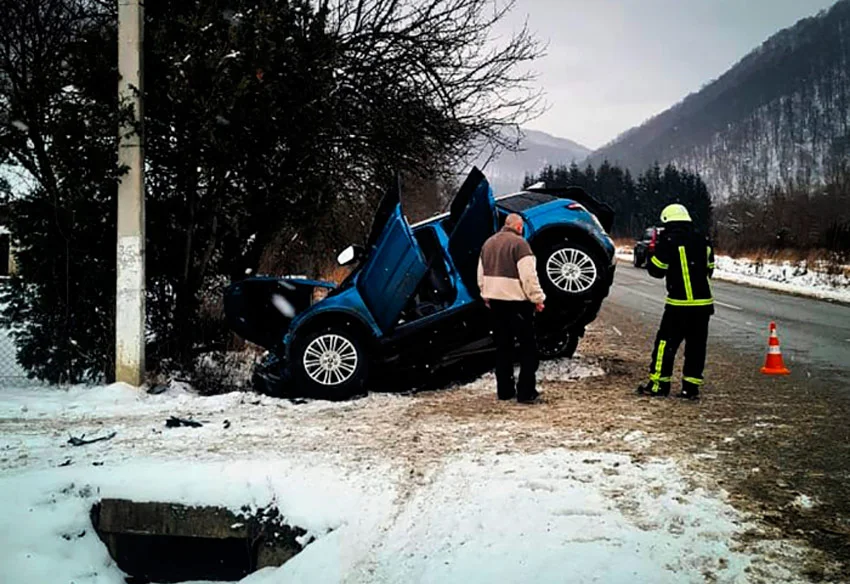 ДТП на Рахівщині з чотирма постраждалими