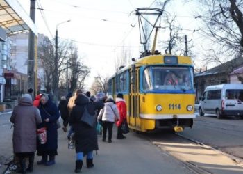 Тимчасово змінено рух трамваю № 3 »