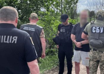 Торговець боєприпасами тікав від поліції та потрапив у ДТП на Запоріжжі