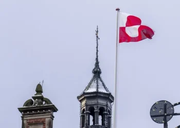 Трамп хоче отримати Гренландію – як реагують у Франції та Канаді – Світові новини