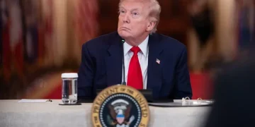 Трамп погрожує вийти з НАТО – в Альянсі не вірять у це, але бояться, що президент США обере інший спосіб – Світові новини