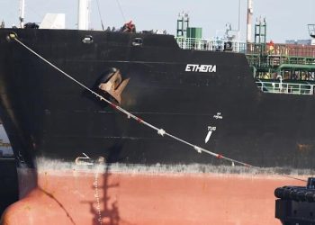 Трамп запропонував союзникам відправити флот для охорони Ормузької протоки | Політика