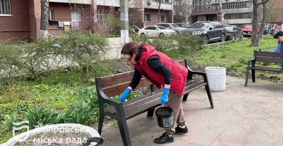 У Дніпрі у сквері Янгеля провели весняну толоку