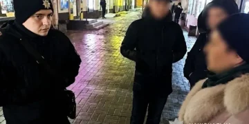 У Дніпрі винесли вирок шахраю, який ошукав перехожого