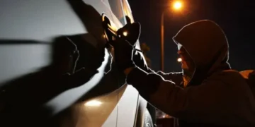 У Дніпрі затримали серійного автокрадія