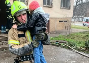 У Кривому Розі під час пожежі евакуювали 15 людей