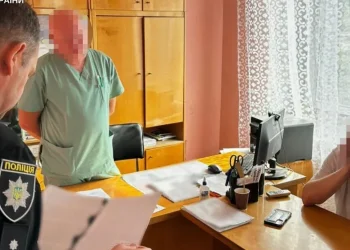 У Кривому Розі судитимуть двох чоловіків за підробку документів