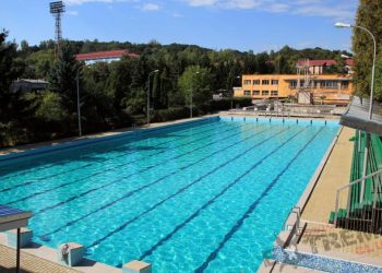 У львівських басейнах перевірили якість води: результати –