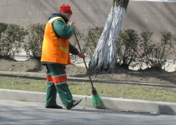 У Львові 250 найкращих двірників отримуватимуть щомісячні премії за сумлінну роботу –