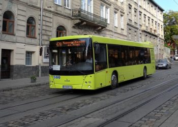 У Львові повністю оновили автобуси на маршруті № 23: тепер тут курсують лише сучасні низькопідлогові машини –