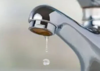 У Марганці через ворожі обстріли зникло водопостачання