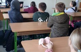 У Миколаєві ювенальні поліцейські навчали дітей, як захистити себе у кіберпросторі »